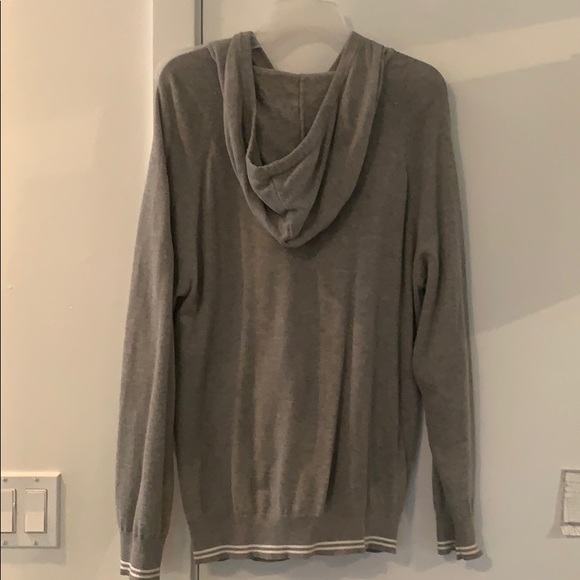 Zipper jacket - Picture 2 of 2